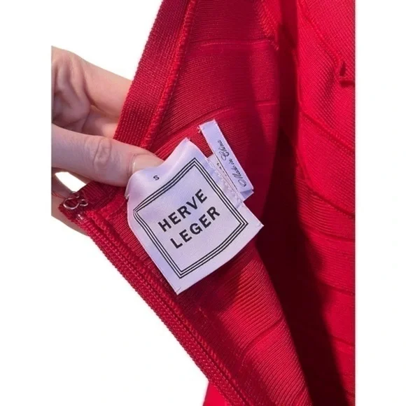 HERVE LEGER CLASSIC RED BANDAGE DRESS size Small - Picture 3 of 3